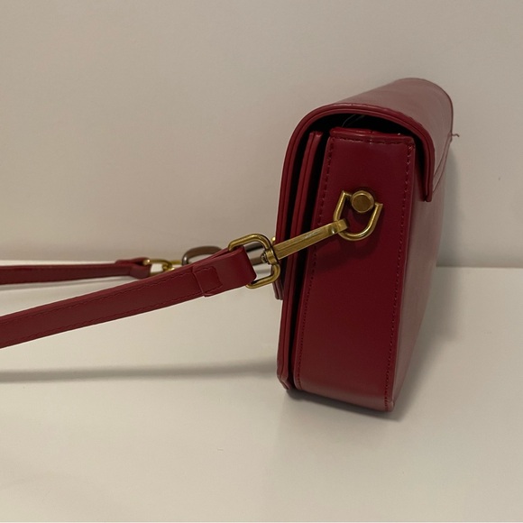 Miztique Faux Leather Red Shoulder Bag - Picture 4 of 16